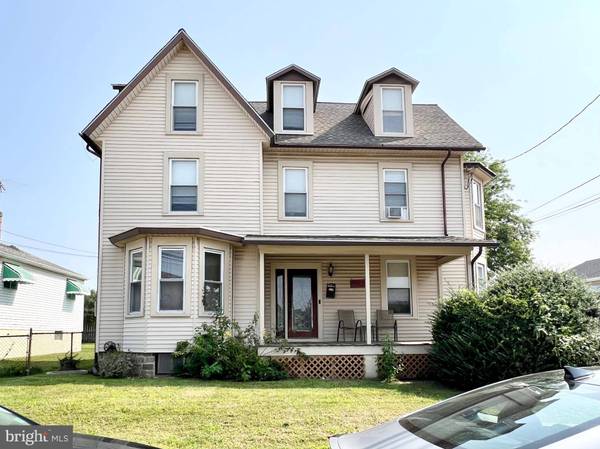 222 RIDLEY AVE, Folsom, PA 19033
