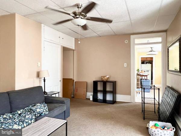 222 RIDLEY AVE, Folsom, PA 19033