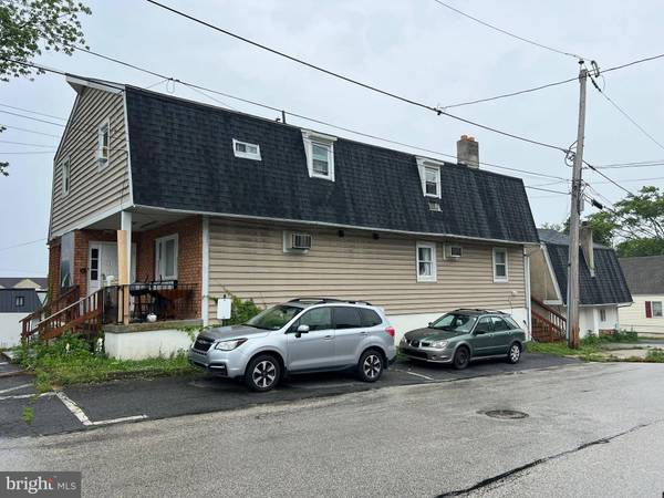 2938 RIDGE PIKE