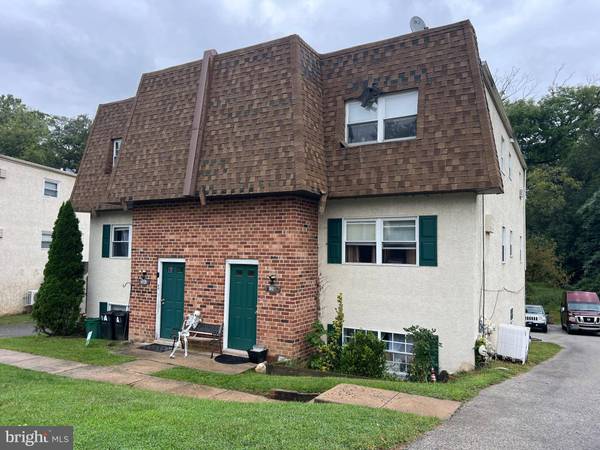 135 MEADOWBROOK LN