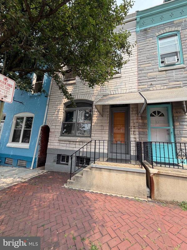 1049 OLEY ST