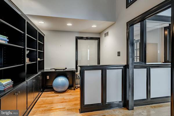 1288 VALLEY FORGE RD #90-91, Phoenixville, PA 19460