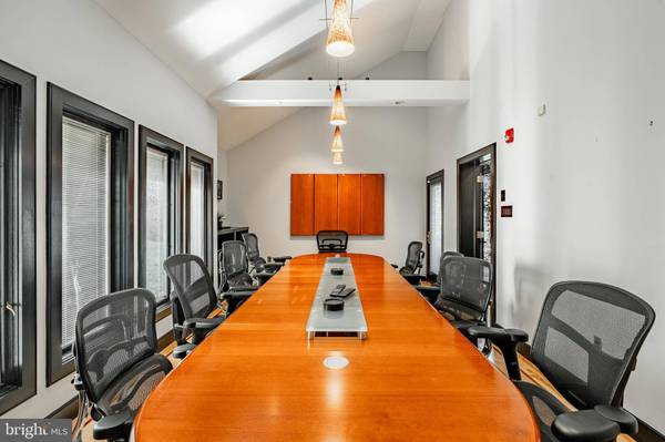 1288 VALLEY FORGE RD #90-91, Phoenixville, PA 19460