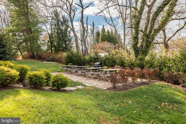 1288 VALLEY FORGE RD #90-91, Phoenixville, PA 19460