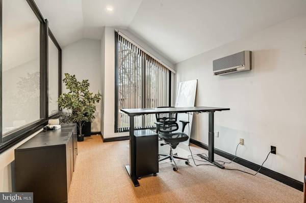 1288 VALLEY FORGE RD #91, Phoenixville, PA 19460