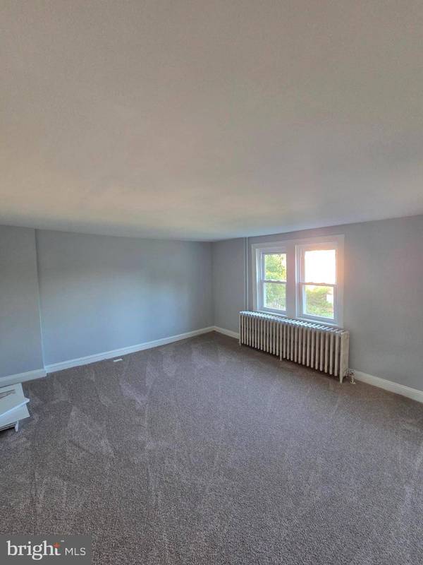 1007 LIVINGSTON AVE, Phoenixville, PA 19460