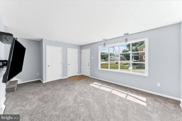 411 GLASS ST, Spring City, PA 19475