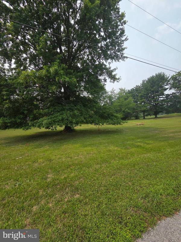 1023 SNYDER AVE, Phoenixville, PA 19460