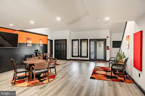 1288 VALLEY FORGE RD #87, Phoenixville, PA 19460
