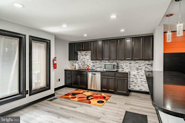 1288 VALLEY FORGE RD #87, Phoenixville, PA 19460