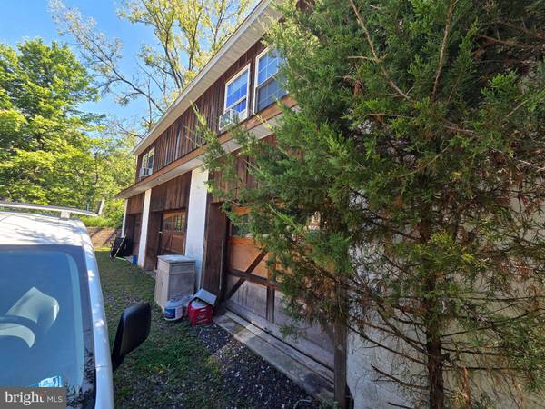 153 E POTHOUSE RD E, Phoenixville, PA 19460