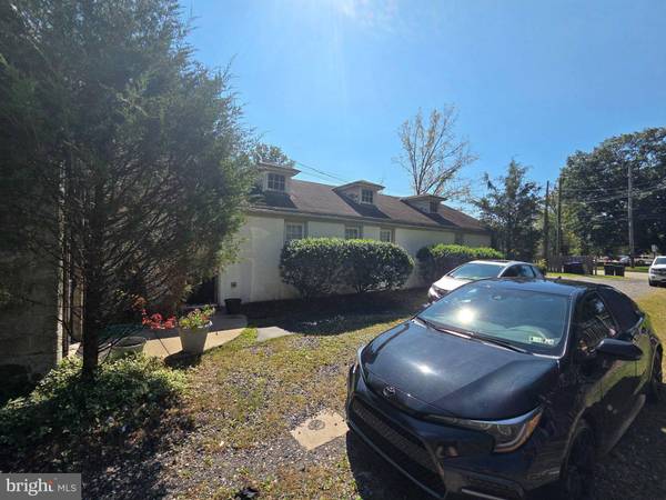153 E POTHOUSE RD E, Phoenixville, PA 19460