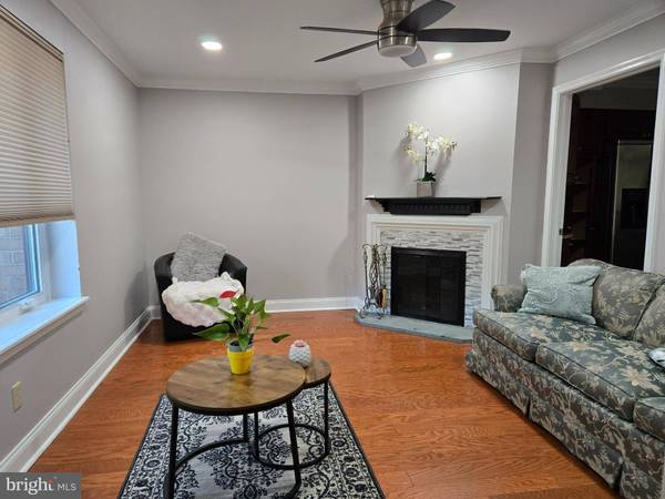 131 WOODGATE LN #21, Paoli, PA 19301