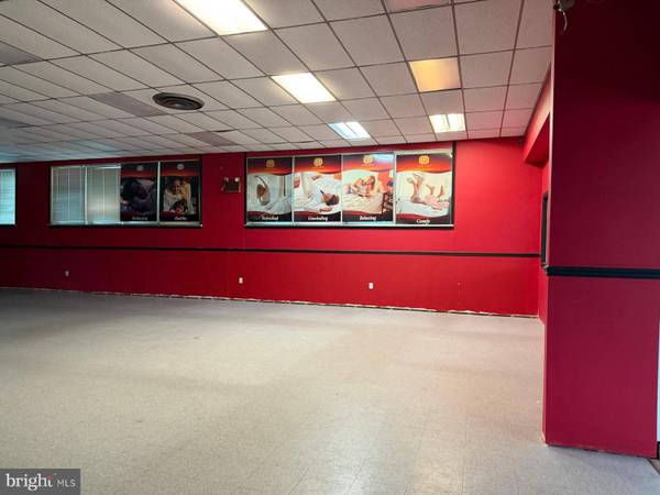45 W LANCASTER AVE, Downingtown, PA 19335