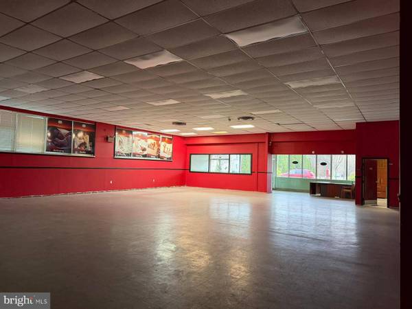45 W LANCASTER AVE, Downingtown, PA 19335