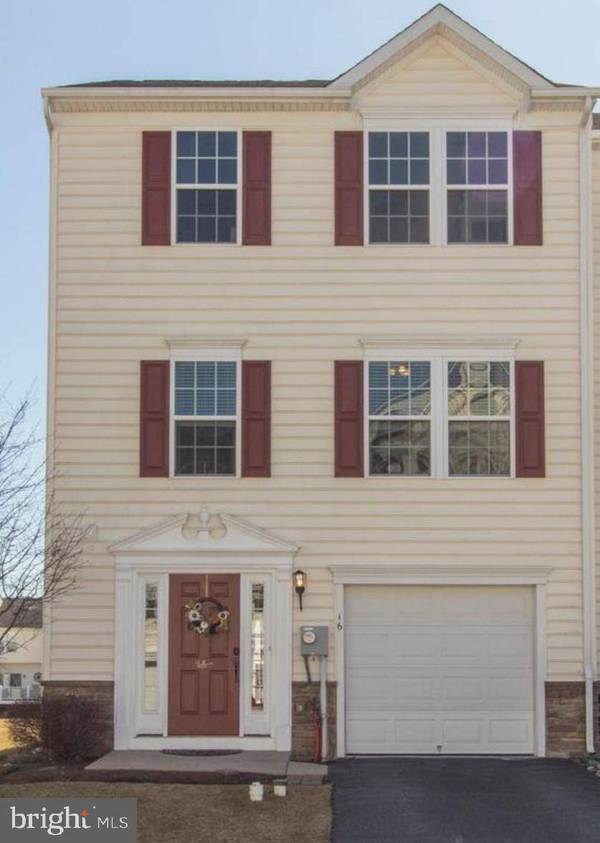 16 TUXFORD LN