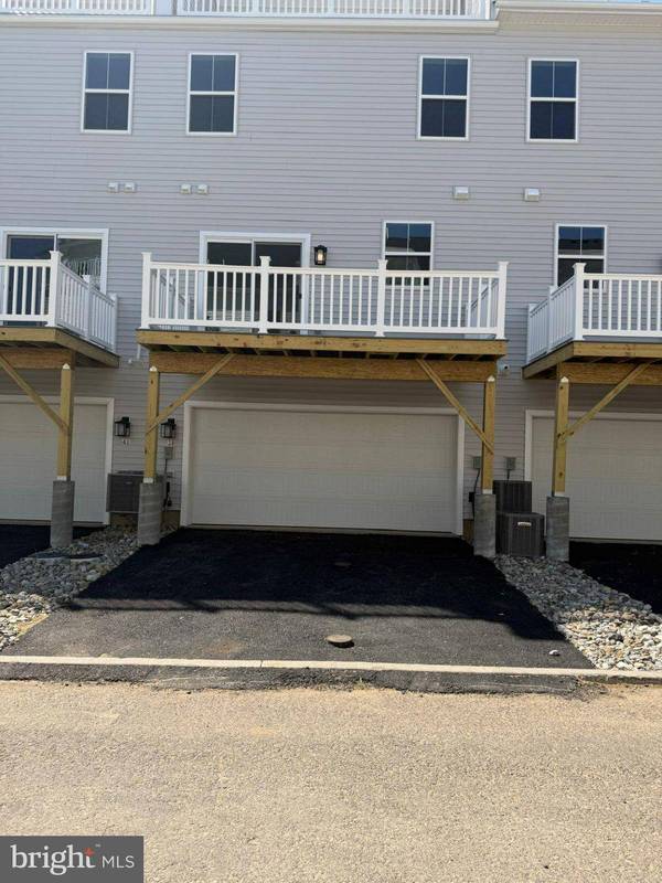 9 ATKINS DR, Bridgeport, PA 19405