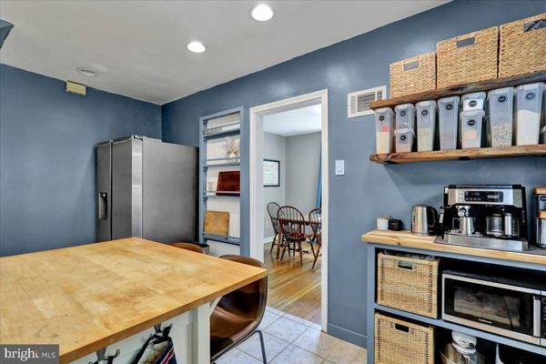 700 STATE, Reading, PA 19607