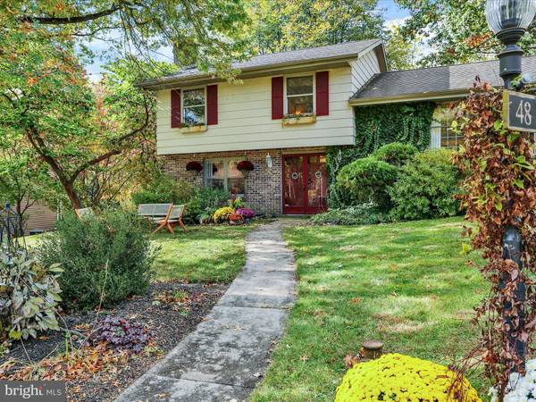 48 HEARTHSTONE DR, Reading, PA 19606