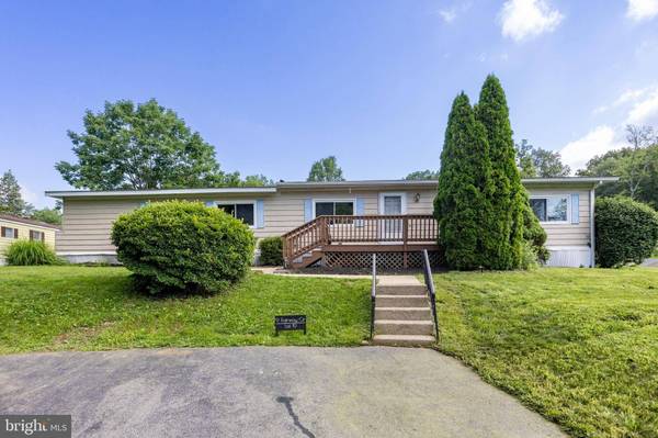 9 FAIRWAY, Quakertown, PA 18951