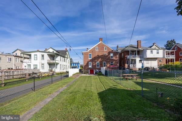 314 3RD ST, East Greenville, PA 18041