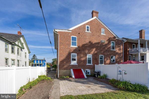 314 3RD ST, East Greenville, PA 18041