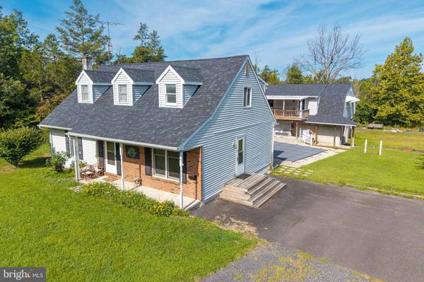 5509 HOPPENVILLE RD, Green Lane, PA 18054