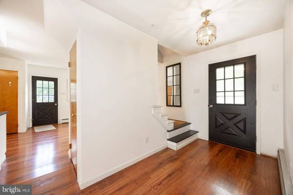 5509 HOPPENVILLE RD, Green Lane, PA 18054