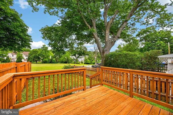 408 S 9TH ST, Perkasie, PA 18944