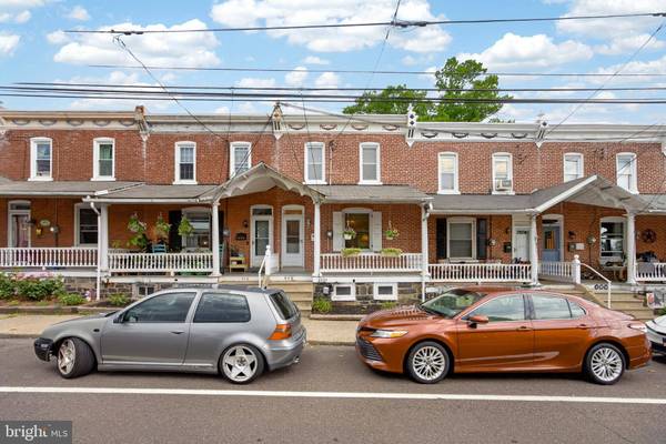 408 S 9TH ST, Perkasie, PA 18944