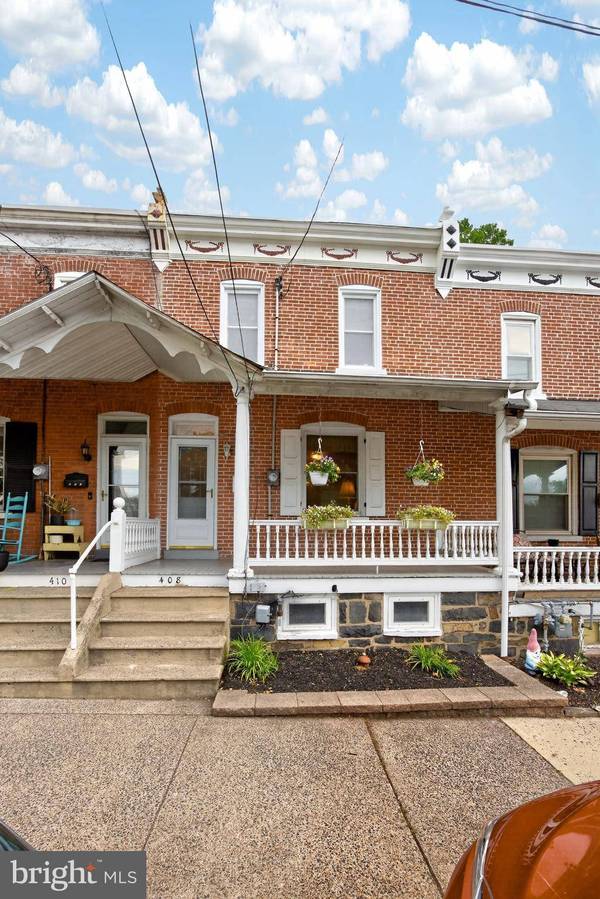 408 S 9TH ST, Perkasie, PA 18944