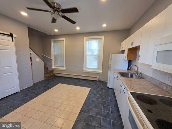 20 BERKS #1ST FLOOR, REAR