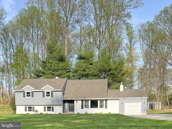 222 GREEN TREE DR, West Chester, PA 19382