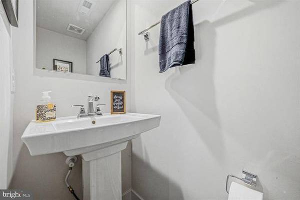 419 PAPERBARK SQ, Downingtown, PA 19335