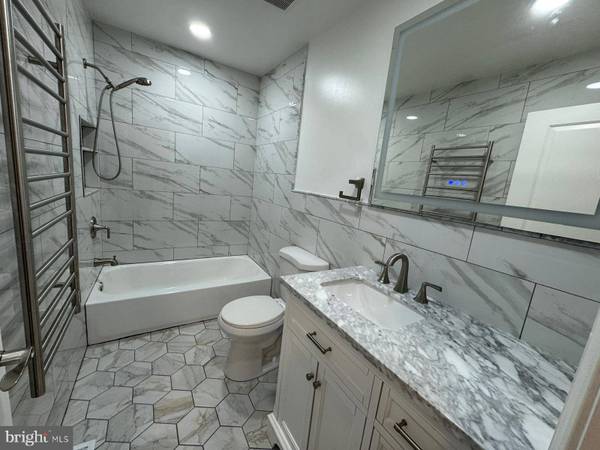 4002 FRANKLIN CT #4002, Chester Springs, PA 19425