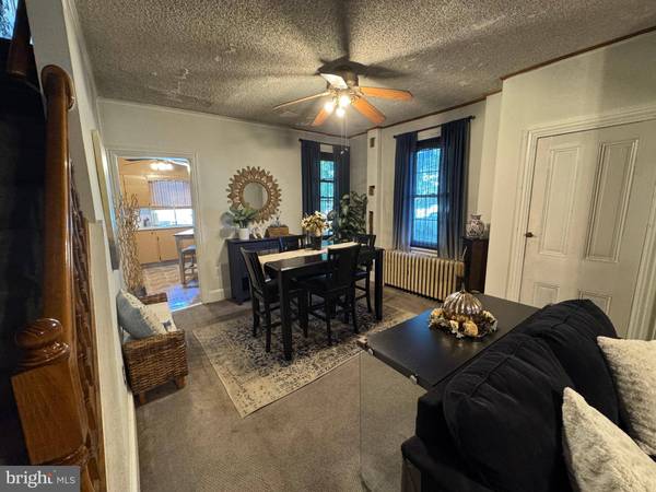 225 9TH ST #UPLAND, Brookhaven, PA 19015