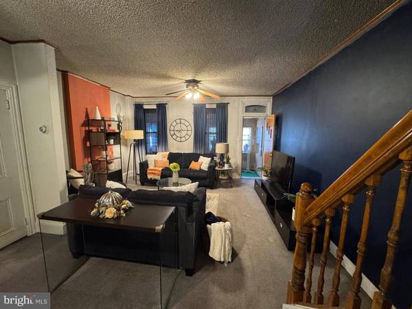 225 9TH ST #UPLAND, Brookhaven, PA 19015