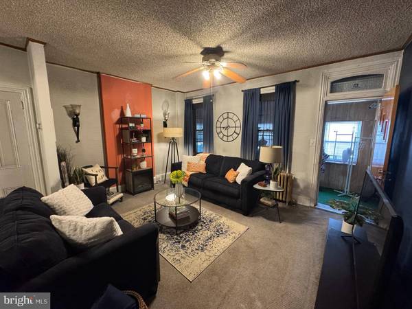 225 9TH ST #UPLAND, Brookhaven, PA 19015