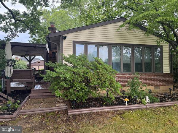 2181 SPRINGHOUSE LN, Aston, PA 19014