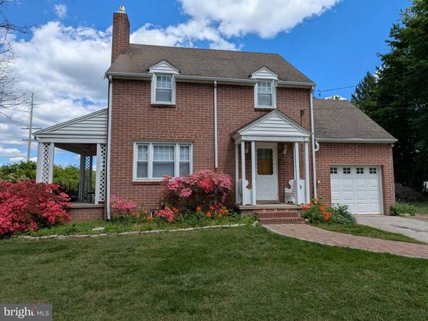 91 COLUMBIA AVE, Newtown Square, PA 19073