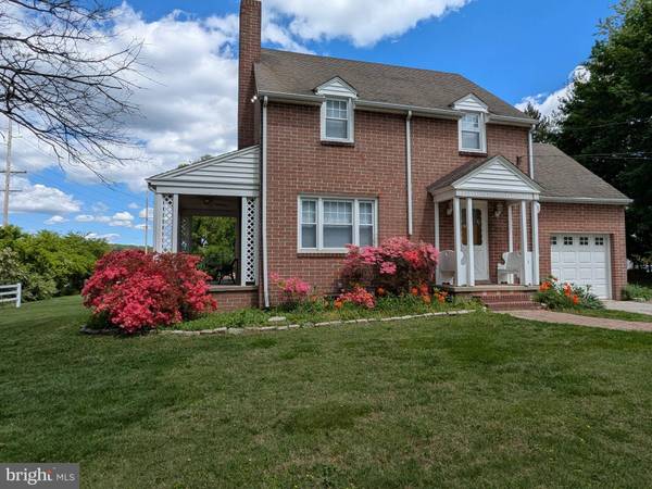 91 COLUMBIA AVE, Newtown Square, PA 19073