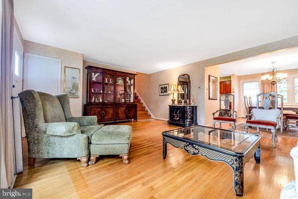 2613 HIGHLAND AVE, Broomall, PA 19008