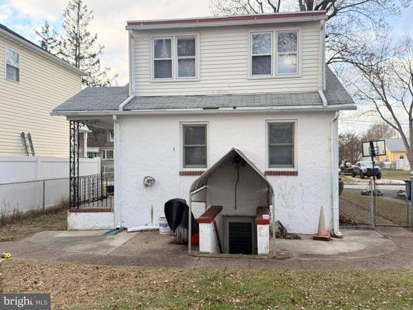 335 PONTIAC ST, Essington, PA 19029
