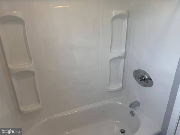 1620 MACDADE BLVD #2ND FLR, Folsom, PA 19033