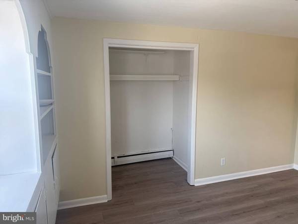 1620 MACDADE BLVD #2ND FLR, Folsom, PA 19033