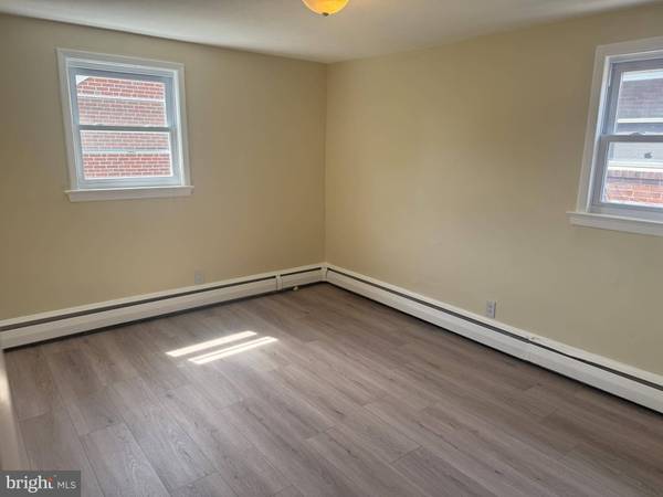 1620 MACDADE BLVD #2ND FLR, Folsom, PA 19033