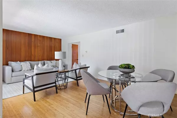 637 Darrell ST, Costa Mesa, CA 92627