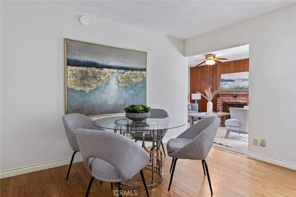 637 Darrell ST, Costa Mesa, CA 92627