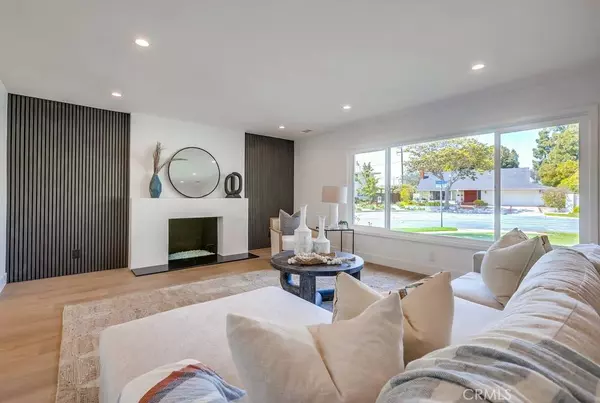 2027 Kornat DR, Costa Mesa, CA 92626