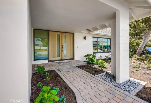 2027 Kornat DR, Costa Mesa, CA 92626